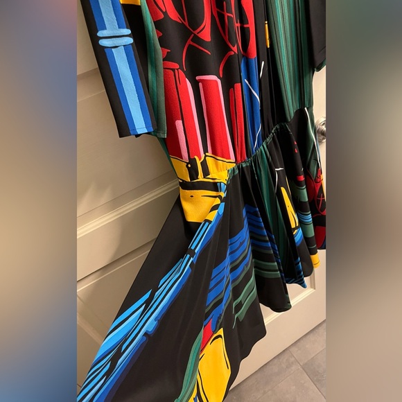 SOLD -Louis Vuitton 2019 Silk Knee length Dress Black Green Blue Red FR40 8 NWOT - Picture 4 of 13